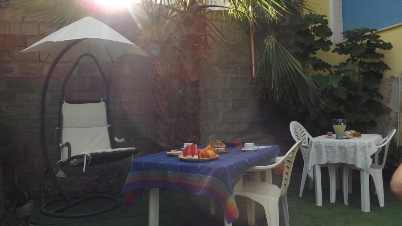 B & B Il Mirto 2 Sant'Antìoco Eksteriør billede